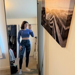 Blue gym shark leggings